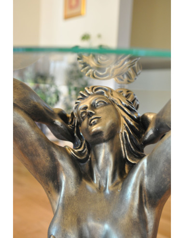 Stół kobieta szklany