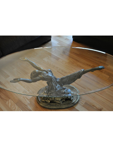 Stół kobieta szkalny