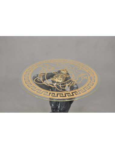 Stół mężczyzna czarny szklany blat grecja