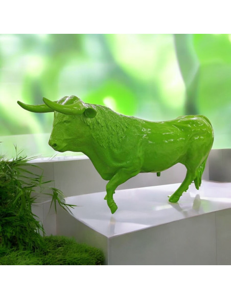 Figura Byk zielony
