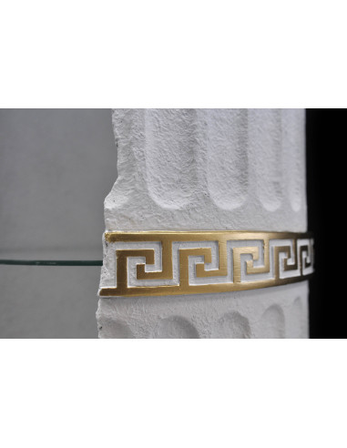 Stylowy regał witryna w stylu greckim z półkami i oświetleniem elegancki biały z złotymi zdobieniami mod 2